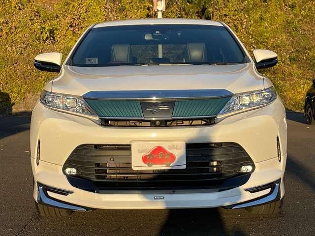 ハリアーハイブリッド プログレス　メタル　アンド　レザーパッケージ　４ＷＤ　２９年後期型！セーフティセンスＰ！モデリスタエアロ！純正ナビ＆フルセグＴＶ＆ＢＴ！パノラミックビューモニター！ＪＢＬプレミアムサウンドシステム！レザーシート！快適温熱シート！ＬＥＤ（4枚目）