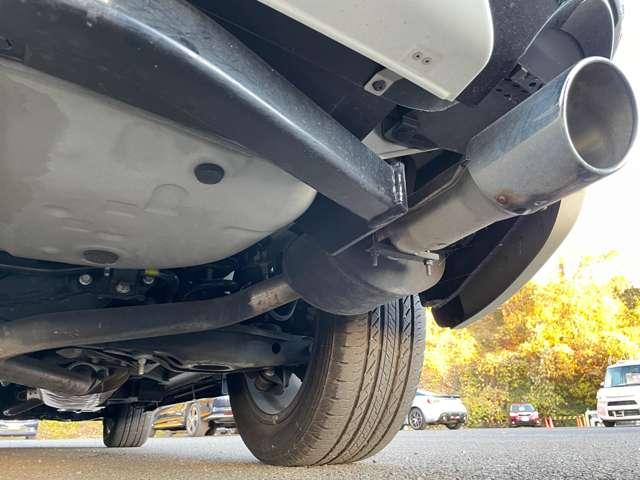 ハリアーハイブリッド プログレス　メタル　アンド　レザーパッケージ　４ＷＤ　２９年後期型！セーフティセンスＰ！モデリスタエアロ！純正ナビ＆フルセグＴＶ＆ＢＴ！パノラミックビューモニター！ＪＢＬプレミアムサウンドシステム！レザーシート！快適温熱シート！ＬＥＤ（43枚目）