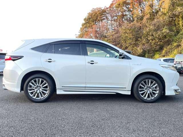 ハリアーハイブリッド プログレス　メタル　アンド　レザーパッケージ　４ＷＤ　２９年後期型！セーフティセンスＰ！モデリスタエアロ！純正ナビ＆フルセグＴＶ＆ＢＴ！パノラミックビューモニター！ＪＢＬプレミアムサウンドシステム！レザーシート！快適温熱シート！ＬＥＤ（49枚目）