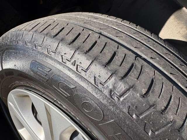 ノート Ｘ　インテリジェントエマージェンシーブレーキ！車線逸脱警報！ケンウッドナビ＆１セグＴＶ＆ＤＶＤ！オートライト！社外ＥＴＣ！インテリジェントキー／プッシュスタート！アイドリングストップ！（11枚目）