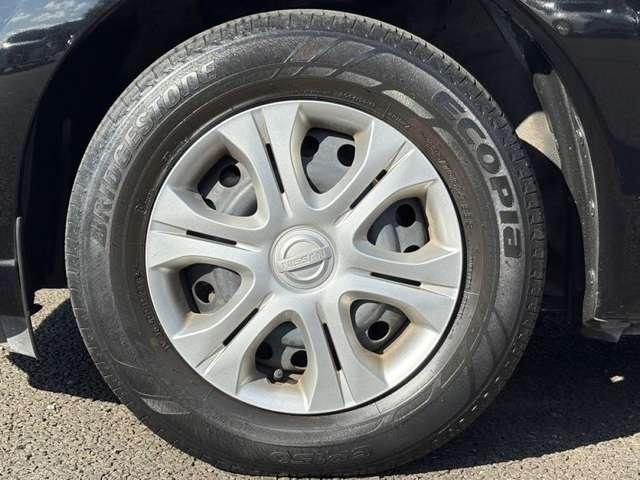 ノート Ｘ　インテリジェントエマージェンシーブレーキ！車線逸脱警報！ケンウッドナビ＆１セグＴＶ＆ＤＶＤ！オートライト！社外ＥＴＣ！インテリジェントキー／プッシュスタート！アイドリングストップ！（12枚目）