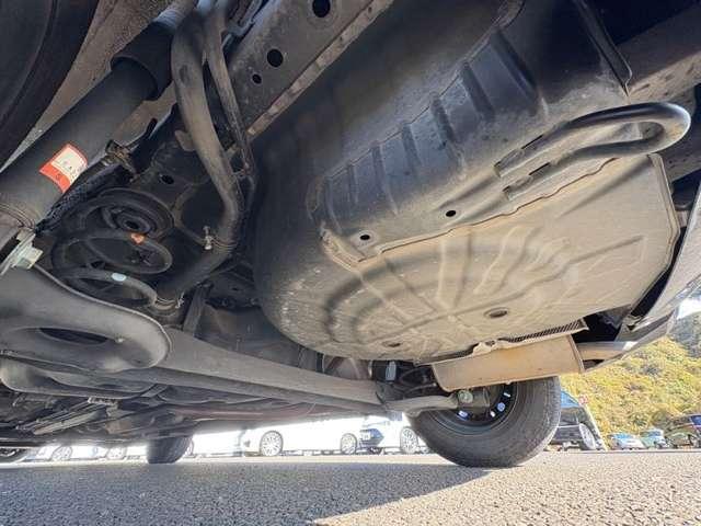 ノート Ｘ　インテリジェントエマージェンシーブレーキ！車線逸脱警報！ケンウッドナビ＆１セグＴＶ＆ＤＶＤ！オートライト！社外ＥＴＣ！インテリジェントキー／プッシュスタート！アイドリングストップ！（26枚目）