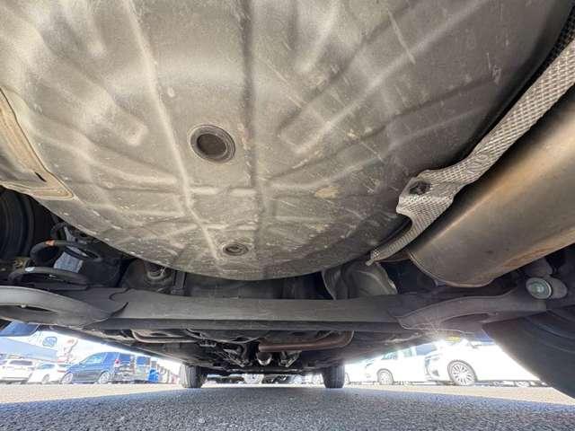 ノート Ｘ　インテリジェントエマージェンシーブレーキ！車線逸脱警報！ケンウッドナビ＆１セグＴＶ＆ＤＶＤ！オートライト！社外ＥＴＣ！インテリジェントキー／プッシュスタート！アイドリングストップ！（27枚目）