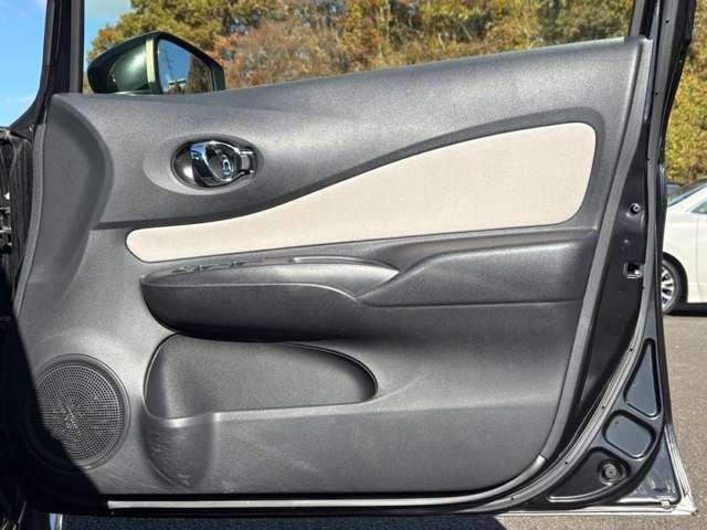 ノート Ｘ　インテリジェントエマージェンシーブレーキ！車線逸脱警報！ケンウッドナビ＆１セグＴＶ＆ＤＶＤ！オートライト！社外ＥＴＣ！インテリジェントキー／プッシュスタート！アイドリングストップ！（29枚目）