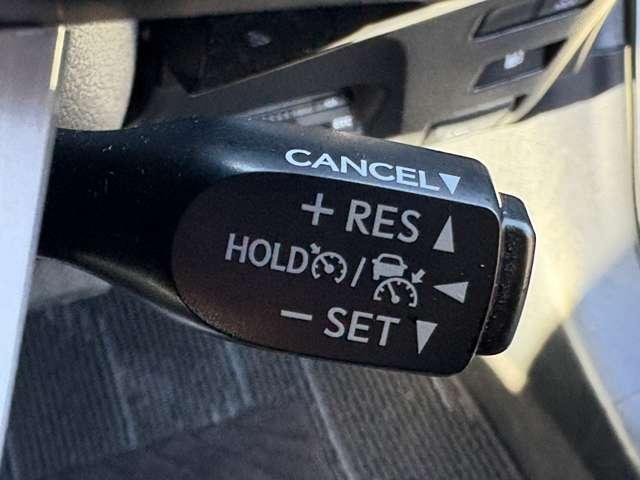 プリウス Ａプレミアム　ツーリングセレクション　セーフティセンスＰ！ブラインドスポットモニター！レザーシート！快適温熱シート！運転席パワーシート！純正ナビ＆フルセグＴＶ＆ＢＴ＆バックカメラ！ＬＥＤヘッドライト！オートライト！（32枚目）