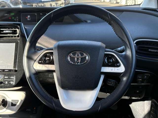 プリウス Ａプレミアム　ツーリングセレクション　セーフティセンスＰ！ブラインドスポットモニター！レザーシート！快適温熱シート！運転席パワーシート！純正ナビ＆フルセグＴＶ＆ＢＴ＆バックカメラ！ＬＥＤヘッドライト！オートライト！（42枚目）