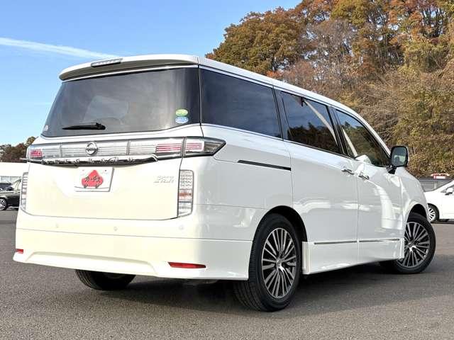 エルグランド ２５０ハイウェイスターＳ　ＮＩＳＳＡＮＣＯＭＭＥＣＴナビゲーションシステム／リアエンターテイメントシステムセット（3枚目）