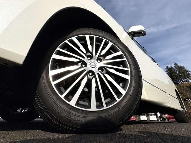 エルグランド ２５０ハイウェイスターＳ　ＮＩＳＳＡＮＣＯＭＭＥＣＴナビゲーションシステム／リアエンターテイメントシステムセット（10枚目）