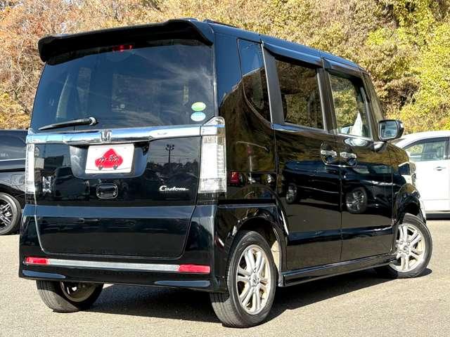 Ｎ－ＢＯＸ Ｇ・Ｌパッケージ　ギャザズナビ＆フルセグＴＶ＆バックカメラ／Ｂｌｕｅｔｏｏｔｈ　ａｕｄｉｏ／禁煙車／チップアップシート／ＥＴＣ／ディスチャージヘッドライト／横滑り防止／ドライブレコーダー／純正アルミホイール１４インチ（4枚目）