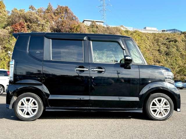 Ｎ－ＢＯＸ Ｇ・Ｌパッケージ　ギャザズナビ＆フルセグＴＶ＆バックカメラ／Ｂｌｕｅｔｏｏｔｈ　ａｕｄｉｏ／禁煙車／チップアップシート／ＥＴＣ／ディスチャージヘッドライト／横滑り防止／ドライブレコーダー／純正アルミホイール１４インチ（7枚目）