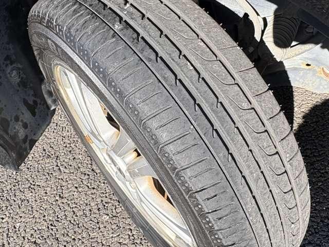 Ｎ－ＢＯＸ Ｇ・Ｌパッケージ　ギャザズナビ＆フルセグＴＶ＆バックカメラ／Ｂｌｕｅｔｏｏｔｈ　ａｕｄｉｏ／禁煙車／チップアップシート／ＥＴＣ／ディスチャージヘッドライト／横滑り防止／ドライブレコーダー／純正アルミホイール１４インチ（12枚目）