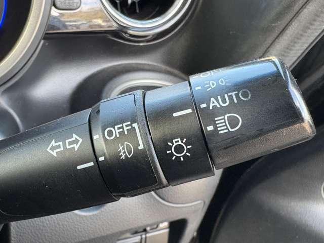 Ｎ－ＢＯＸ Ｇ・Ｌパッケージ　ギャザズナビ＆フルセグＴＶ＆バックカメラ／Ｂｌｕｅｔｏｏｔｈ　ａｕｄｉｏ／禁煙車／チップアップシート／ＥＴＣ／ディスチャージヘッドライト／横滑り防止／ドライブレコーダー／純正アルミホイール１４インチ（17枚目）