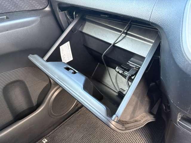 Ｎ－ＢＯＸ Ｇ・Ｌパッケージ　ギャザズナビ＆フルセグＴＶ＆バックカメラ／Ｂｌｕｅｔｏｏｔｈ　ａｕｄｉｏ／禁煙車／チップアップシート／ＥＴＣ／ディスチャージヘッドライト／横滑り防止／ドライブレコーダー／純正アルミホイール１４インチ（52枚目）