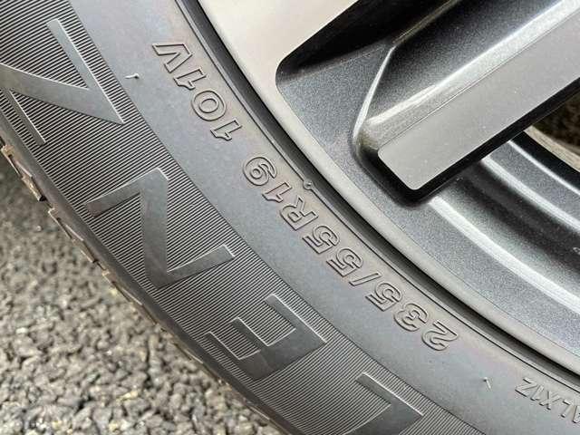 タイヤサイズです