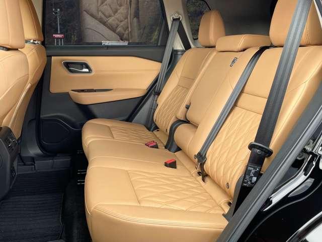 「２ｎｄシート」使用感がなく、キレイな状態です♪