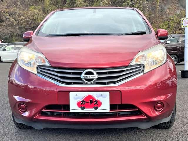 ノート １．２Ｘ　ＦＯＵＲ　４ＷＤ　５名　社外ＥＴＣ／純正メモリーナビ／オートエアコン／ＡＢＳ／ワンセグＴＶ／１４インチ／スマートキー／スマートプッシュスタート／電動格納ミラー／ワンオーナー／禁煙車／４ＷＤ（9枚目）