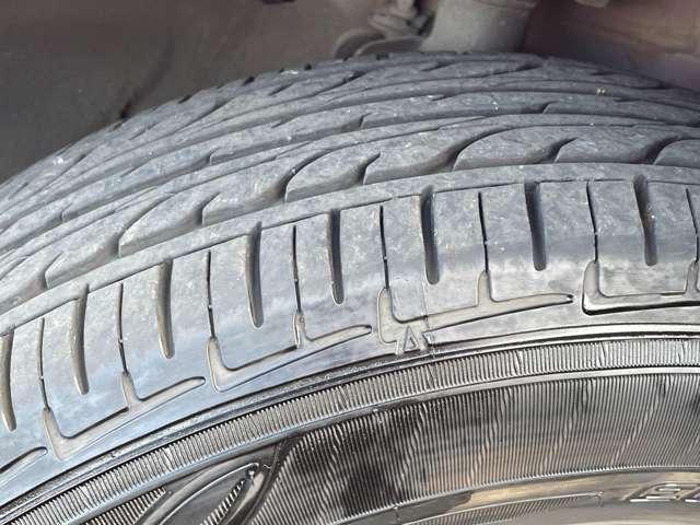 ノート １．２Ｘ　ＦＯＵＲ　４ＷＤ　５名　社外ＥＴＣ／純正メモリーナビ／オートエアコン／ＡＢＳ／ワンセグＴＶ／１４インチ／スマートキー／スマートプッシュスタート／電動格納ミラー／ワンオーナー／禁煙車／４ＷＤ（13枚目）