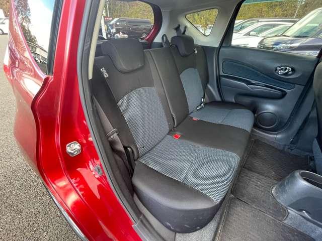 ノート １．２Ｘ　ＦＯＵＲ　４ＷＤ　５名　社外ＥＴＣ／純正メモリーナビ／オートエアコン／ＡＢＳ／ワンセグＴＶ／１４インチ／スマートキー／スマートプッシュスタート／電動格納ミラー／ワンオーナー／禁煙車／４ＷＤ（19枚目）