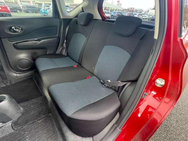 ノート １．２Ｘ　ＦＯＵＲ　４ＷＤ　５名　社外ＥＴＣ／純正メモリーナビ／オートエアコン／ＡＢＳ／ワンセグＴＶ／１４インチ／スマートキー／スマートプッシュスタート／電動格納ミラー／ワンオーナー／禁煙車／４ＷＤ（20枚目）