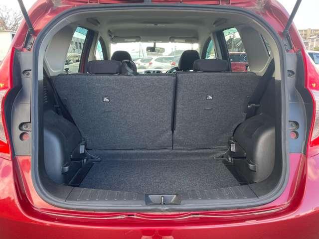 ノート １．２Ｘ　ＦＯＵＲ　４ＷＤ　５名　社外ＥＴＣ／純正メモリーナビ／オートエアコン／ＡＢＳ／ワンセグＴＶ／１４インチ／スマートキー／スマートプッシュスタート／電動格納ミラー／ワンオーナー／禁煙車／４ＷＤ（25枚目）