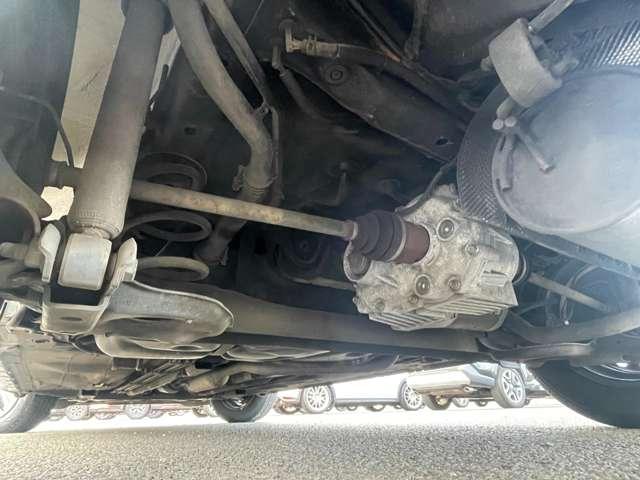 ノート １．２Ｘ　ＦＯＵＲ　４ＷＤ　５名　社外ＥＴＣ／純正メモリーナビ／オートエアコン／ＡＢＳ／ワンセグＴＶ／１４インチ／スマートキー／スマートプッシュスタート／電動格納ミラー／ワンオーナー／禁煙車／４ＷＤ（33枚目）