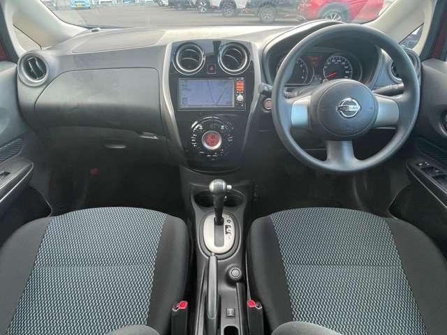 ノート １．２Ｘ　ＦＯＵＲ　４ＷＤ　５名　社外ＥＴＣ／純正メモリーナビ／オートエアコン／ＡＢＳ／ワンセグＴＶ／１４インチ／スマートキー／スマートプッシュスタート／電動格納ミラー／ワンオーナー／禁煙車／４ＷＤ（34枚目）