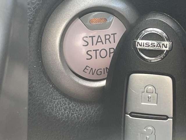 ノート １．２Ｘ　ＦＯＵＲ　４ＷＤ　５名　社外ＥＴＣ／純正メモリーナビ／オートエアコン／ＡＢＳ／ワンセグＴＶ／１４インチ／スマートキー／スマートプッシュスタート／電動格納ミラー／ワンオーナー／禁煙車／４ＷＤ（43枚目）