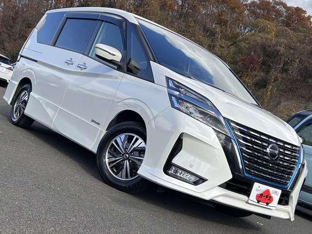 セレナ e-パワー ハイウェイスターV(7名) 1オーナー車!全方位運転支援システム!プロパイロット!純正ナビ&フルセグTV&DVD&BT&バックカメラ!ハンズフリー両側パワースライドドア!アダプティブLEDヘッドライト!純正ETC!後期型(3枚目)