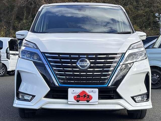 セレナ e-パワー ハイウェイスターV(7名) 1オーナー車!全方位運転支援システム!プロパイロット!純正ナビ&フルセグTV&DVD&BT&バックカメラ!ハンズフリー両側パワースライドドア!アダプティブLEDヘッドライト!純正ETC!後期型(9枚目)