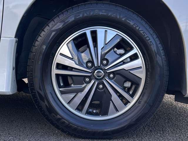 セレナ e-パワー ハイウェイスターV(7名) 1オーナー車!全方位運転支援システム!プロパイロット!純正ナビ&フルセグTV&DVD&BT&バックカメラ!ハンズフリー両側パワースライドドア!アダプティブLEDヘッドライト!純正ETC!後期型(11枚目)