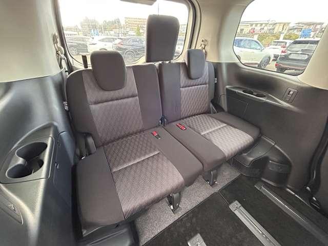 セレナ e-パワー ハイウェイスターV(7名) 1オーナー車!全方位運転支援システム!プロパイロット!純正ナビ&フルセグTV&DVD&BT&バックカメラ!ハンズフリー両側パワースライドドア!アダプティブLEDヘッドライト!純正ETC!後期型(23枚目)