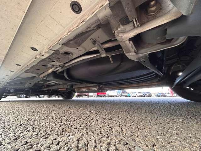 セレナ e-パワー ハイウェイスターV(7名) 1オーナー車!全方位運転支援システム!プロパイロット!純正ナビ&フルセグTV&DVD&BT&バックカメラ!ハンズフリー両側パワースライドドア!アダプティブLEDヘッドライト!純正ETC!後期型(31枚目)