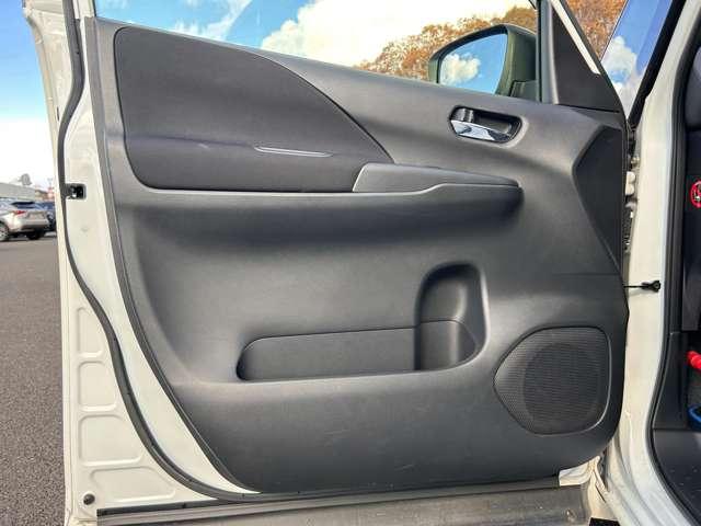 セレナ e-パワー ハイウェイスターV(7名) 1オーナー車!全方位運転支援システム!プロパイロット!純正ナビ&フルセグTV&DVD&BT&バックカメラ!ハンズフリー両側パワースライドドア!アダプティブLEDヘッドライト!純正ETC!後期型(50枚目)