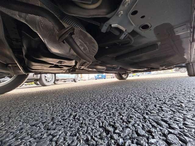 キックス X ツートーンインテリアエディション 1オーナー車!セーフティアシスト!カロッツェリアディスプレイオーディオ&BT!インテリジェントアラウンドビューモニター&デジタルルームミラー!合皮シート!シートヒーター!ハンドルヒーター!ETC!(28枚目)