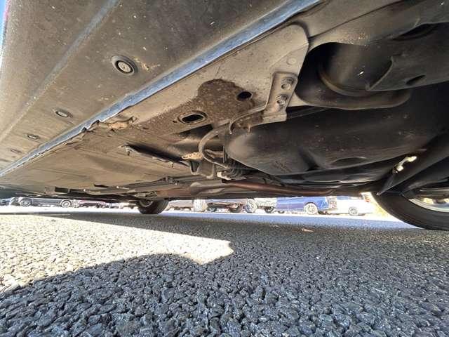 ノート Ｘ　ＤＩＧ－Ｓ　アイドリングストップ！エコスーパーチャージャー！純正ナビ＆フルセグＴＶ＆バックカメラ！インテリジェントキー！プッシュエンジンスターター！純正ＥＴＣ！（29枚目）