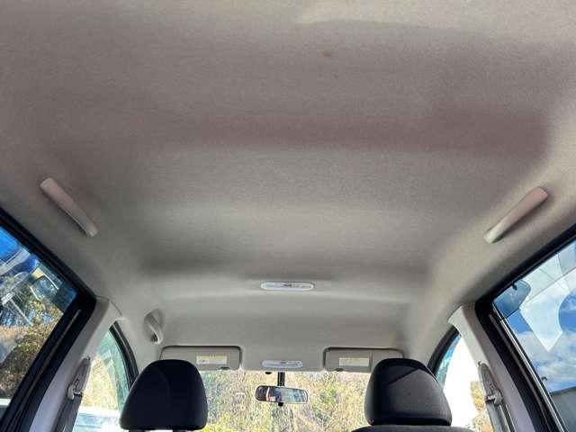 ノート Ｘ　ＤＩＧ－Ｓ　アイドリングストップ！エコスーパーチャージャー！純正ナビ＆フルセグＴＶ＆バックカメラ！インテリジェントキー！プッシュエンジンスターター！純正ＥＴＣ！（53枚目）