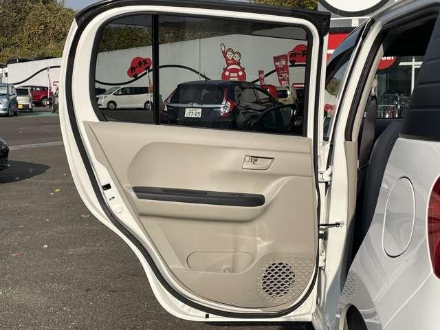 パッソ Ｘ　走行１３．３００キロ！アイドリングストップ！スマートアシスト３／コーナーセンサー！純正ナビ＆１セグＴＶ＆ＢＴ！キーフリーシステム！オートライト！（32枚目）