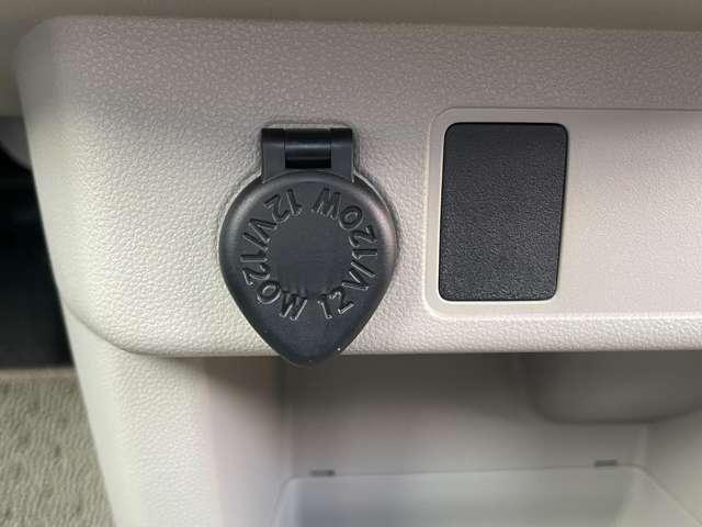 パッソ Ｘ　走行１３．３００キロ！アイドリングストップ！スマートアシスト３／コーナーセンサー！純正ナビ＆１セグＴＶ＆ＢＴ！キーフリーシステム！オートライト！（39枚目）