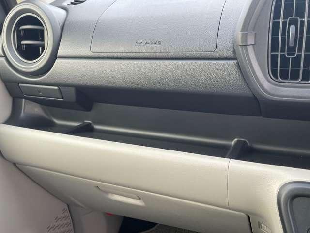 パッソ Ｘ　走行１３．３００キロ！アイドリングストップ！スマートアシスト３／コーナーセンサー！純正ナビ＆１セグＴＶ＆ＢＴ！キーフリーシステム！オートライト！（47枚目）