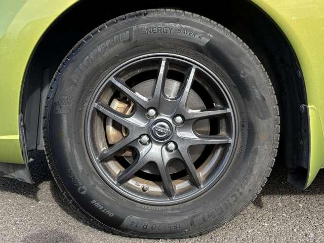 ノート ｅ－パワー　Ｘ　インテリジェントエマージェンシーブレーキ！車線逸脱警報！純正ナビ【ＭＭ３１６Ｄ－Ｗ】！フルセグＴＶ！アラウンドビューモニター！スマートキー！ウィンカーミラー！（12枚目）