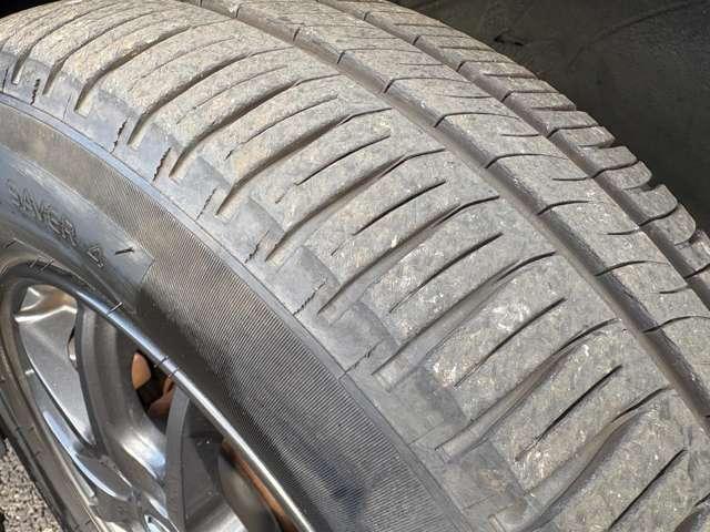 ノート ｅ－パワー　Ｘ　インテリジェントエマージェンシーブレーキ！車線逸脱警報！純正ナビ【ＭＭ３１６Ｄ－Ｗ】！フルセグＴＶ！アラウンドビューモニター！スマートキー！ウィンカーミラー！（14枚目）