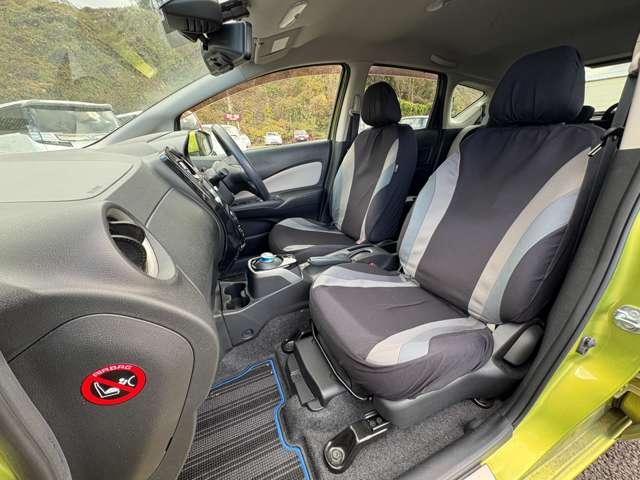 ノート ｅ－パワー　Ｘ　インテリジェントエマージェンシーブレーキ！車線逸脱警報！純正ナビ【ＭＭ３１６Ｄ－Ｗ】！フルセグＴＶ！アラウンドビューモニター！スマートキー！ウィンカーミラー！（19枚目）