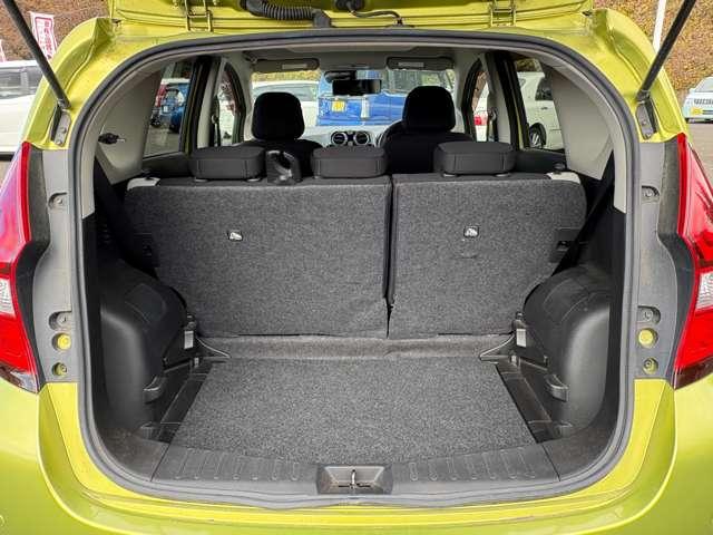 ノート ｅ－パワー　Ｘ　インテリジェントエマージェンシーブレーキ！車線逸脱警報！純正ナビ【ＭＭ３１６Ｄ－Ｗ】！フルセグＴＶ！アラウンドビューモニター！スマートキー！ウィンカーミラー！（23枚目）