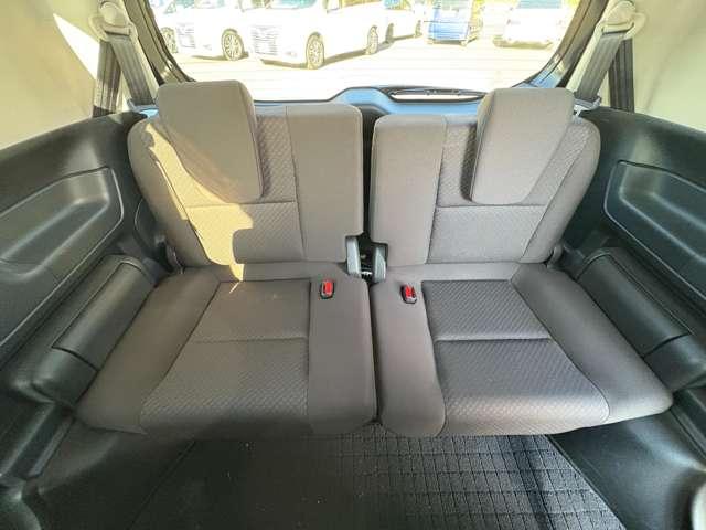 フリードハイブリッド ハイブリッド・Ｇホンダセンシング　ホンダセンシング！ギャザーズナビ＆フルセグＴＶ＆ＤＶＤ＆ＢＴ＆バックカメラ！ＬＥＤヘッドライト！オートライト！シートヒーター！両側パワースライドドア！純正ＥＴＣ！スマートキーシステム（21枚目）