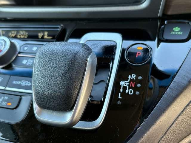 フリードハイブリッド ハイブリッド・Ｇホンダセンシング　ホンダセンシング！ギャザーズナビ＆フルセグＴＶ＆ＤＶＤ＆ＢＴ＆バックカメラ！ＬＥＤヘッドライト！オートライト！シートヒーター！両側パワースライドドア！純正ＥＴＣ！スマートキーシステム（47枚目）