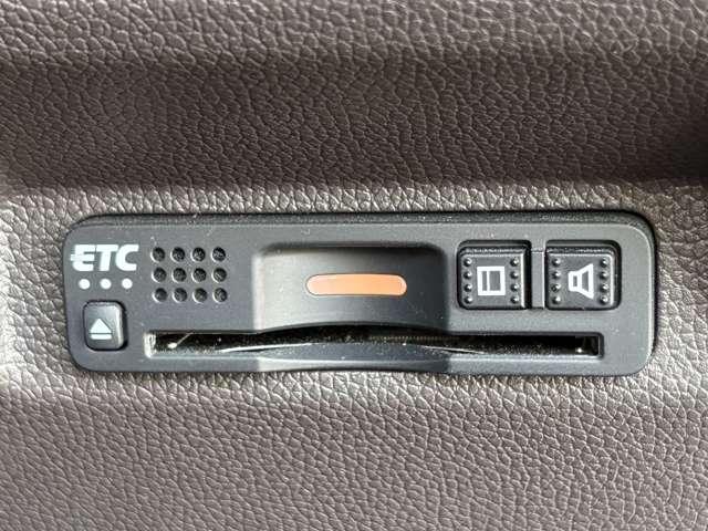 フリードハイブリッド ハイブリッド・Ｇホンダセンシング　ホンダセンシング！ギャザーズナビ＆フルセグＴＶ＆ＤＶＤ＆ＢＴ＆バックカメラ！ＬＥＤヘッドライト！オートライト！シートヒーター！両側パワースライドドア！純正ＥＴＣ！スマートキーシステム（55枚目）