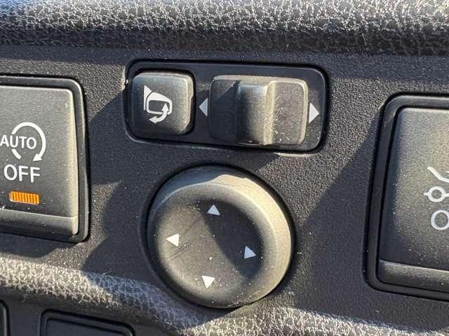 ノート Ｘ　ＮＩＳＭＯ用エアロ＆アルミ！インテリジェントエマージェンシーブレーキ！レーンディパーチャーワーニング！ソナーシステム！純正ナビ！フルセグＴＶ！バックカメラ！アイド！リングストップ！ＬＥＤヘッドライト！（38枚目）