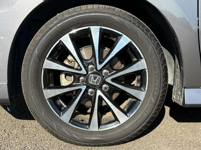 ステップワゴンスパーダ Ｚ　クールスピリット　走行５７．５００キロ！アイドリングストップ／エコアシスト！ギャザーズナビ＆フルセグＴＶ＆ＤＶＤ＆バックカメラ！両側パワースライドドア！ＨＩＤヘッドライト！純正アルミ＆エアロ！半革シート！禁煙車！（11枚目）