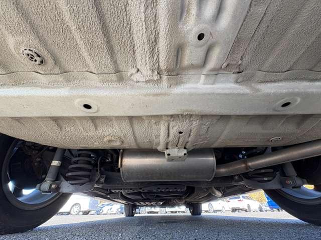 ステップワゴンスパーダ Ｚ　クールスピリット　走行５７．５００キロ！アイドリングストップ／エコアシスト！ギャザーズナビ＆フルセグＴＶ＆ＤＶＤ＆バックカメラ！両側パワースライドドア！ＨＩＤヘッドライト！純正アルミ＆エアロ！半革シート！禁煙車！（31枚目）