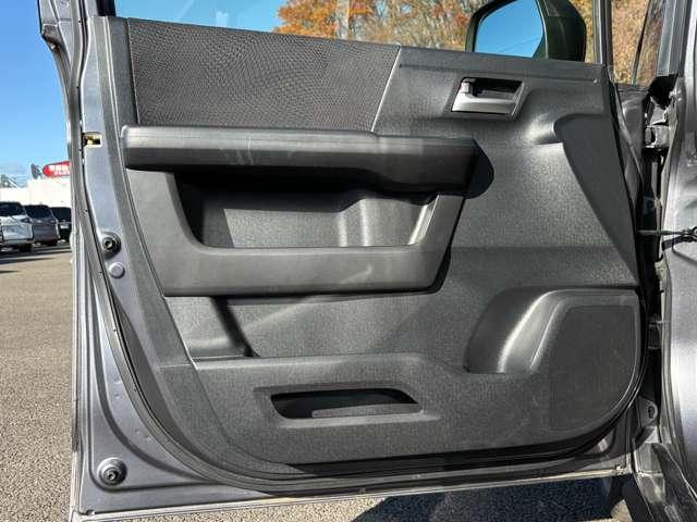 ステップワゴンスパーダ Ｚ　クールスピリット　走行５７．５００キロ！アイドリングストップ／エコアシスト！ギャザーズナビ＆フルセグＴＶ＆ＤＶＤ＆バックカメラ！両側パワースライドドア！ＨＩＤヘッドライト！純正アルミ＆エアロ！半革シート！禁煙車！（34枚目）